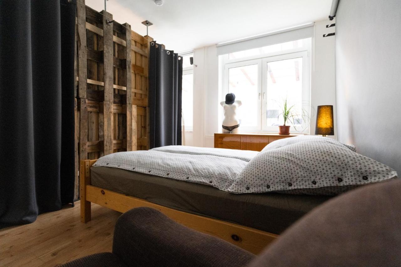230 M2 Loft Mit Eigenem Wintergarten Mit Tischtennis & Dart, Kostenloser Parkplatz 埃尔福特 外观 照片