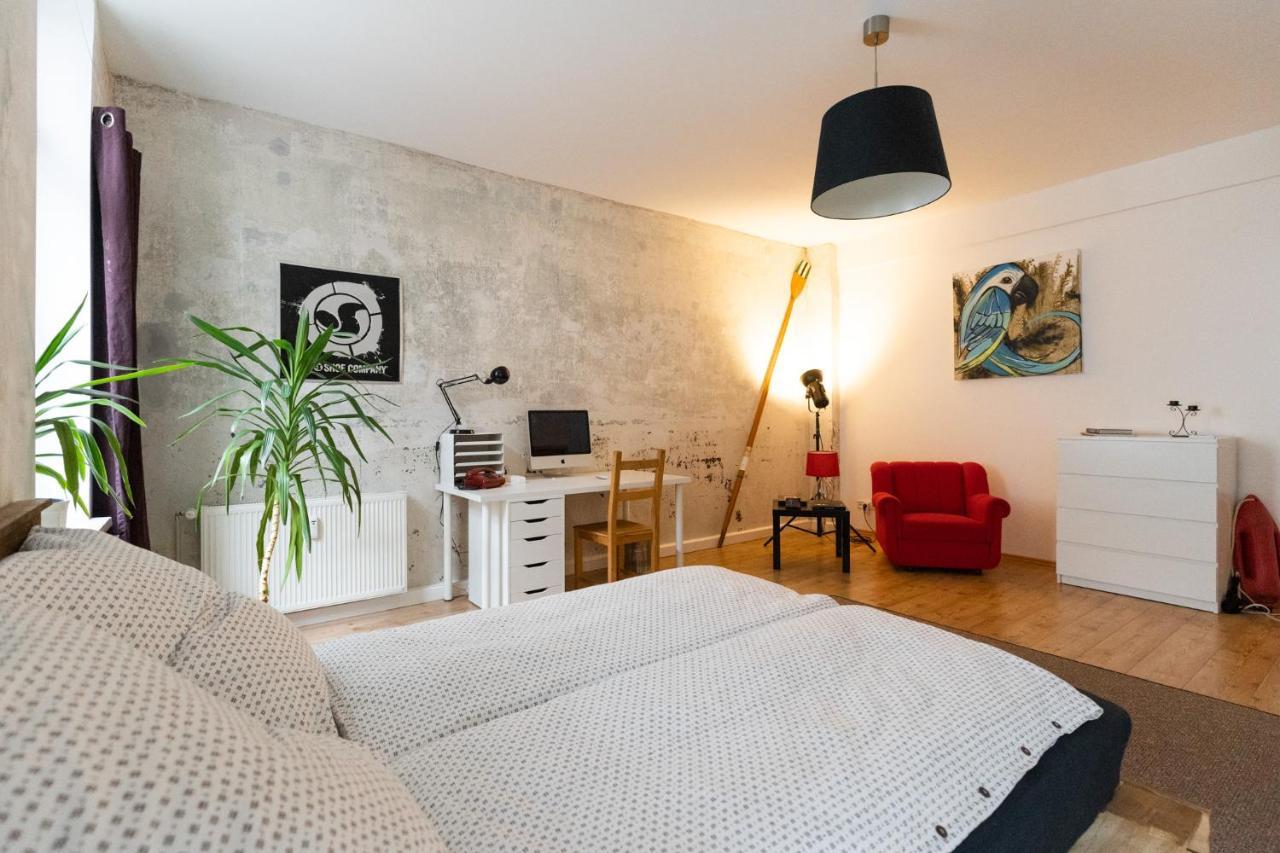 230 M2 Loft Mit Eigenem Wintergarten Mit Tischtennis & Dart, Kostenloser Parkplatz 埃尔福特 外观 照片