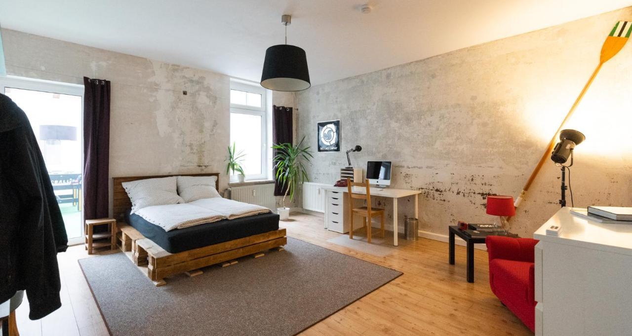 230 M2 Loft Mit Eigenem Wintergarten Mit Tischtennis & Dart, Kostenloser Parkplatz 埃尔福特 外观 照片