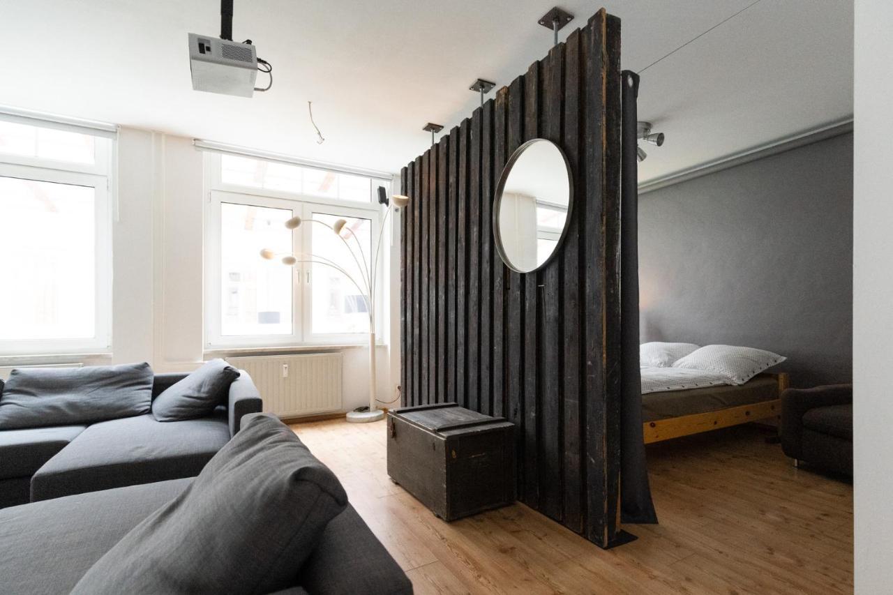 230 M2 Loft Mit Eigenem Wintergarten Mit Tischtennis & Dart, Kostenloser Parkplatz 埃尔福特 外观 照片