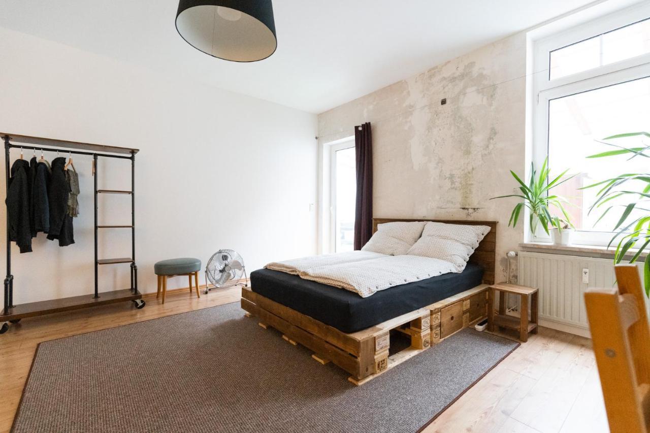 230 M2 Loft Mit Eigenem Wintergarten Mit Tischtennis & Dart, Kostenloser Parkplatz 埃尔福特 外观 照片