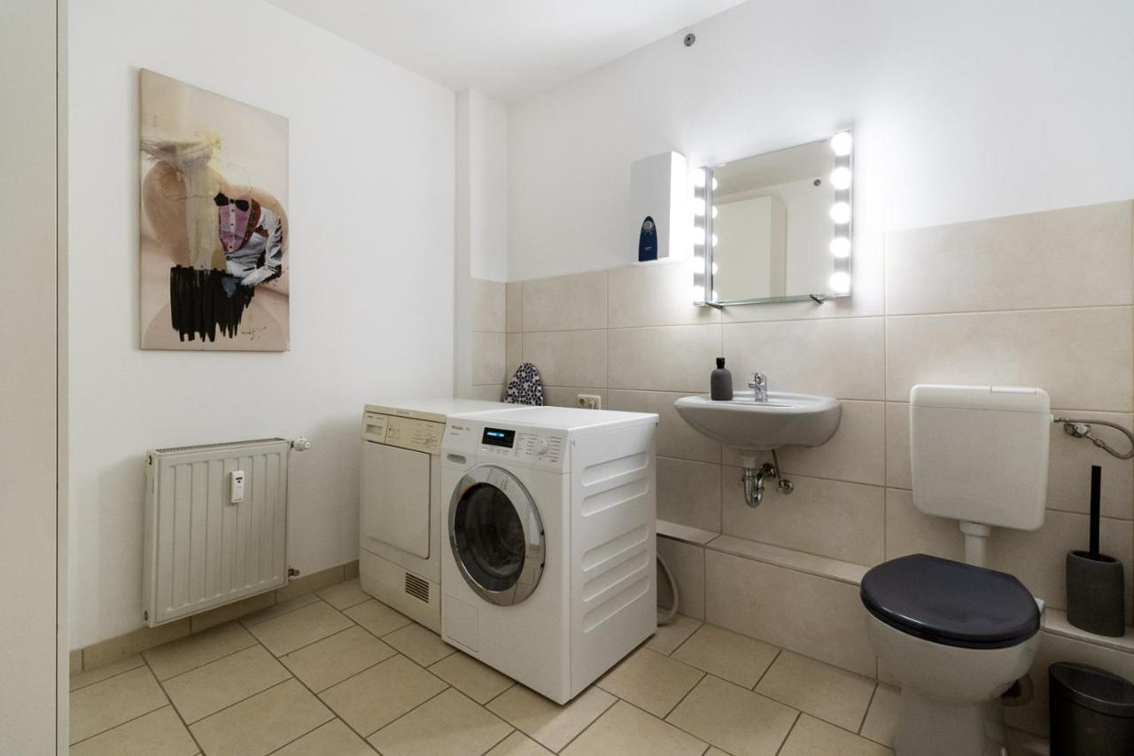 230 M2 Loft Mit Eigenem Wintergarten Mit Tischtennis & Dart, Kostenloser Parkplatz 埃尔福特 外观 照片